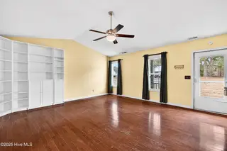 133 Sweetwater Drive, Jacksonville, NC 28540 – photo 5: 01-6