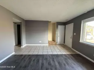 426 Myrtlewood Circle, Jacksonville, NC 28546 – photo 5: 529358485_1734127167299756_4329231889927