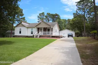 1010 Haymarket Lane, Wilmington, NC 28412 — 3-bedroom home in Echo East, Wilmington, NC, photo 2 of 61