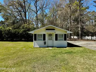 200 Elm Street, Whiteville, NC 28472 — 3-bedroom home, Whiteville, NC, photo 11 of 33: Large storage/workshop