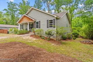140 Midway Road, Aberdeen, NC 28315 – photo 2: 03-DSC09440