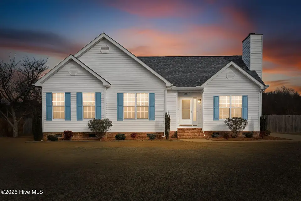 6574 Leigh Road, Rocky Mount, NC 27803 — 3-bedroom home in Williams Farm, Rocky Mount, NC, photo 1 of 30: 002-6574LeighRoad-RockyMount-NC-27803-SM