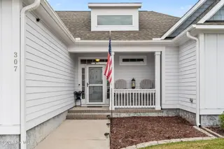 307 Lightning Bug Lane, Holly Ridge, NC 28445 – photo 8: 8-web-or-mls-Entry Way