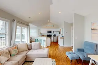 124 N Permuda Wynd Drive, North Topsail Beach, NC 28460 – photo 16: 124 N. Permuda Wynd - Interiors - Edited