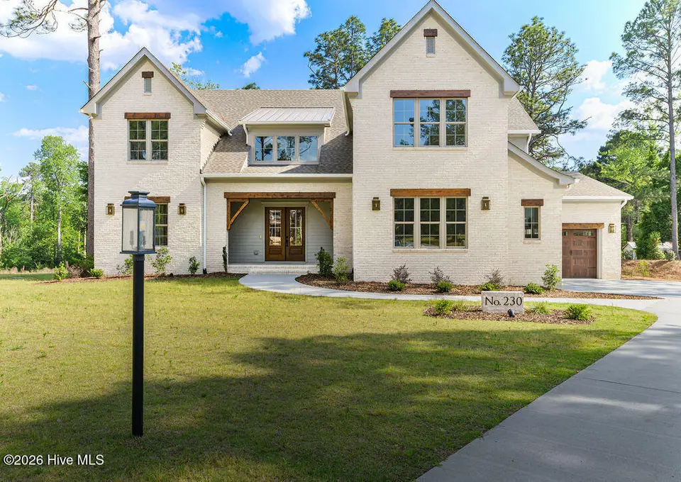 230 Paulson Court, Pinehurst, NC 28374 – photo 1 of 71: 230PaulsonCt-7838