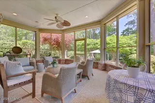 853 Gull Point Road, Wilmington, NC 28405 — 4-bedroom home in Landfall, Wilmington, NC, photo 23 of 52: 043_img_7607_571