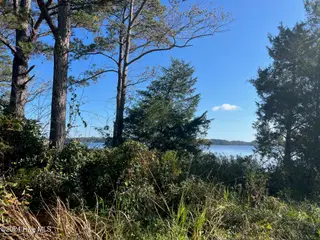211 S River Drive, Beaufort, NC 28516 – photo 22: IMG_2498