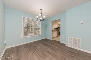 353 Potters Hill Road, Richlands, NC 28574 — 3-bedroom home, Richlands, NC, photo 9 of 32: 21DINING