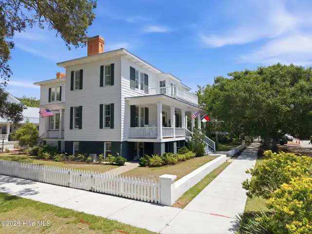 301 E Bay Street, Southport, NC 28461