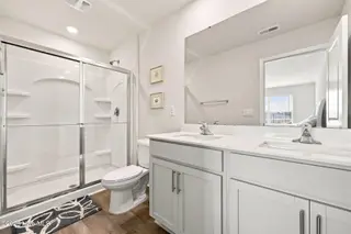 3204 Tatlock Way 8a, Greenville, NC 27834 – photo 22: 23-web-or-mls-IMG_0059_edit