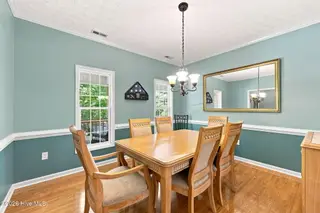 117 Woodridge Drive, Morehead City, NC 28557 – photo 17: 29-web-or-mls-117 Woodridge 036-edit