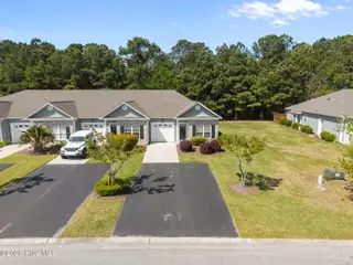 122 Kellerton Court, Winnabow, NC 28479 – photo 6: 12-web-or-mls-DJI_20260401150139_0520_D