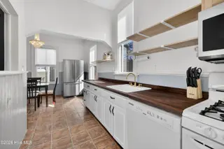 419 S Front Street, Wilmington, NC 28401 — 4-bedroom home in Historic District, Wilmington, NC, photo 15 of 67: 419SFrontStreet-24