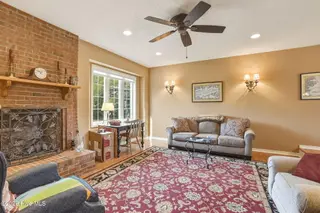 105 Laurel Court, Pine Knoll Shores, NC 28512 – photo 10: Living Room