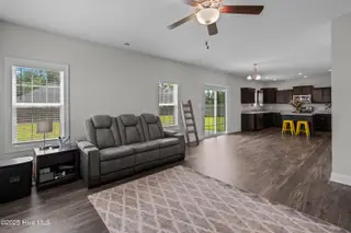 204 Moonstone Court, Jacksonville, NC 28546 – photo 9: 09