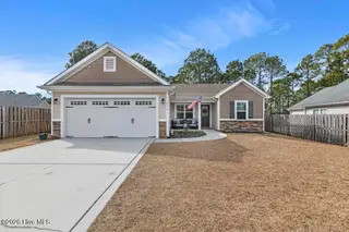 116 Oyster Landing Drive, Sneads Ferry, NC 28460 – photo 1: 425A4543