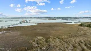 10022 Coast Guard Road, Emerald Isle, NC 28594 – photo 14: 28-web-or-mls-DJI_0906