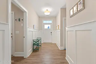 128 Hanover Lakes Drive, Wilmington, NC 28401 — 3-bedroom home in Hanover Lakes, Wilmington, NC, photo 6 of 41: 6_img_9052
