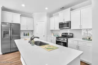 5812 Park West Circle, Leland, NC 28451 – photo 12: Kitchen_1