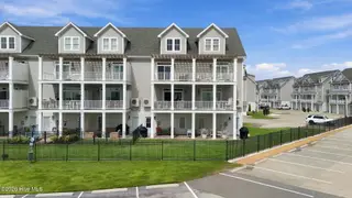 200 Olde Towne Yacht Club Drive Unit 7, Beaufort, NC 28516 – photo 3: 5-web-or-mls-DJI_20260921114552_0397_D