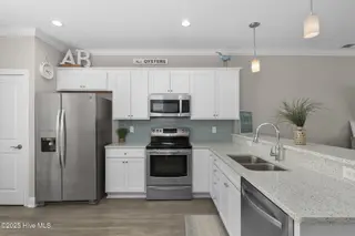2800 W Fort Macon Road 41 Seaside Villas, Atlantic Beach, NC 28512 – photo 13: Kitchen