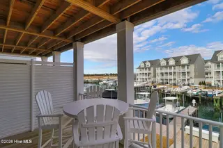 200 Olde Towne Yacht Club Drive 39 Inlet Cove, Morehead City, NC 28557 – photo 18: Covered Deck