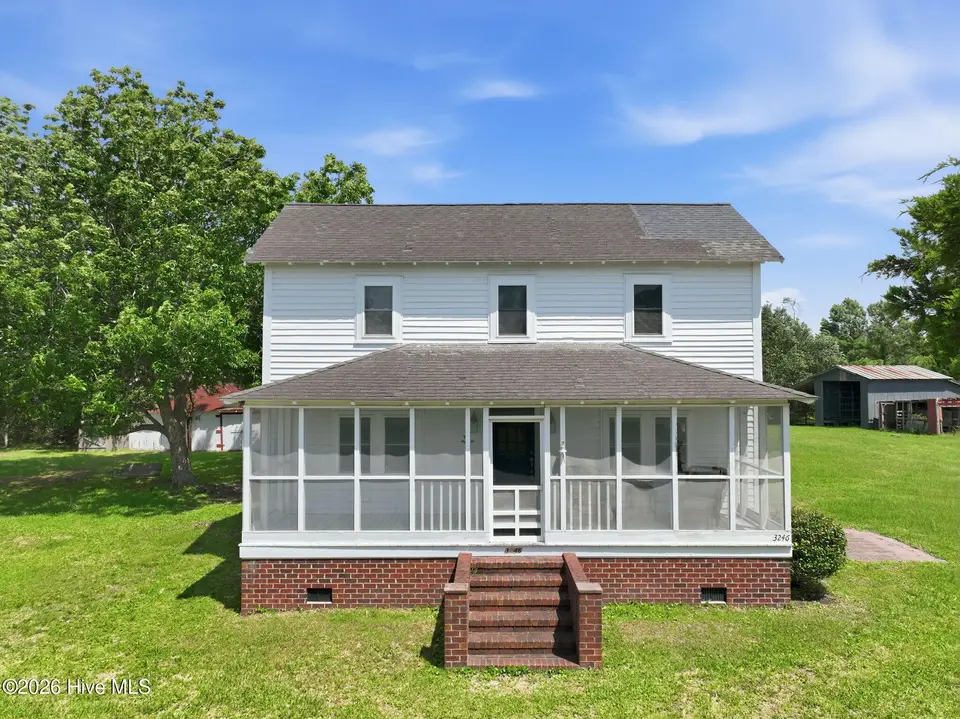 3246 Cedar Island Road, Cedar Island, NC 28520 – photo 1 of 41: House front view