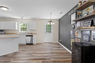 4000 W T Whitehead Drive, Jacksonville, NC 28546 – photo 7: kitchen