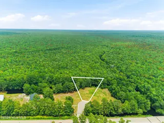 27 Big Creek Circle, Lake Waccamaw, NC 28450 – photo 4: 004_27_big_creek_circle-4_164