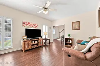 2110 Sir Raleigh Court, Greenville, NC 27858 – photo 11: 22-web-or-mls-IMG_7835