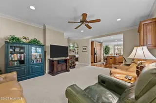 7 Wellington Drive, Pinehurst, NC 28374 – photo 14: Main Level Family Room