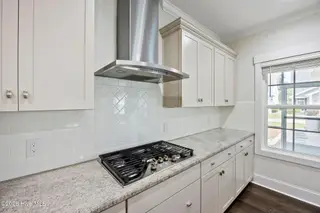 636 Countryside Lane, Wilmington, NC 28411 — 5-bedroom home in Middle Sound Village, Wilmington, NC, photo 10 of 57
