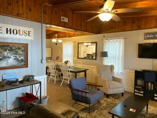 400 Canal Cove Road, Lake Waccamaw, NC 28450 – photo 17: Dining and den