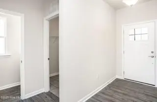 5304 Sunfish Lane 1011, Wilmington, NC 28412 – photo 3: Raymond Entry and Laundry Room