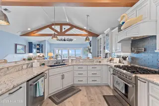 302 E First Street, Ocean Isle Beach, NC 28469 – photo 20