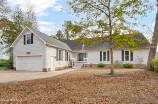 700 Shoals Drive, Wilmington, NC 28411 — 4-bedroom home in Bayshore Estates, Wilmington, NC, photo 1 of 29