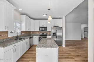 338 Sonoma Road, Jacksonville, NC 28546 – photo 14: 29_kitchen