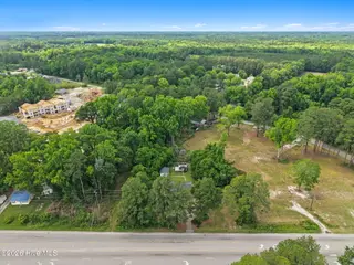 1514 S Jk Powell Boulevard, Whiteville, NC 28472 – photo 5: 37-web-or-mls-CAMMediaLLC.com (2 of 38)