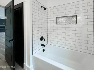 2224 Yawl Street, Elizabeth City, NC 27909 – photo 13: Secondary Bathroom
