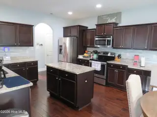 104 Falken Court, New Bern, NC 28562 – photo 7: open kitchen