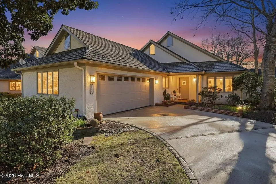 1922 Prestwick Lane, Wilmington, NC 28405 – photo 1 of 34: 1922 Prestwick Ln TW