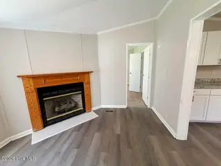 241 Hickory Lane, Aurora, NC 27806 – photo 15: 32 LIVING ROOM