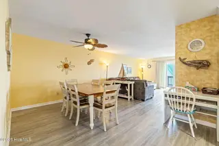 418 Carolina Beach Avenue N Unit 3b, Carolina Beach, NC 28428 – photo 11: 9-web-or-mls-GI - 418 Carolina Beach Ave
