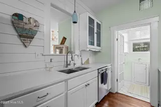 1806 Ann Street, Wilmington, NC 28403 – photo 16: 45-web-or-mls-DSC01245