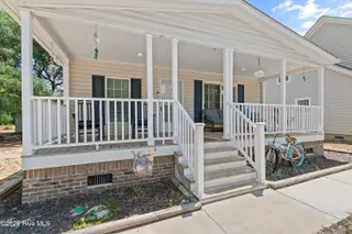 1087 Alvin Street SW, Supply, NC 28462 — 3-bedroom manufactured home in Tropical Shore, Supply, NC, photo 9 of 30