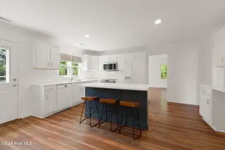 109 Pleasant Drive, Beaufort, NC 28516 – photo 6: Kitchen