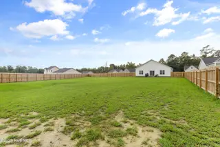 305 E Theriault Court, Jacksonville, NC 28540 – photo 23: 26 (12)