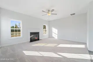 907 Miranda Court, Jacksonville, NC 28546 – photo 5: DSC03926