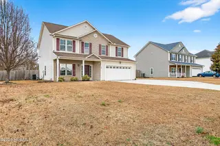 108 Woods Run Circle, Richlands, NC 28574 — 4-bedroom home in Trifield Estates, Richlands, NC, photo 2 of 42