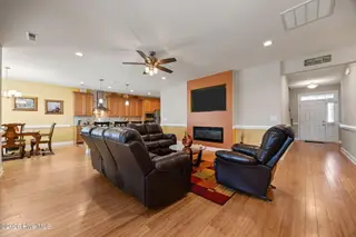 420 Holly Grove Drive, Winterville, NC 28590 – photo 9: 14-web-or-mls-IMG_0010 (1)